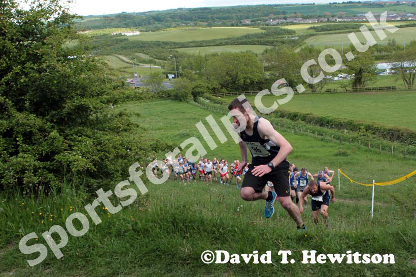 Soon after the start of the Penshaw Hill Race.